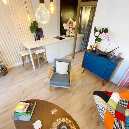 Duplex Lumineux, Colore, Atypique Face Cathedrale Lejlighed Saint-Brieuc