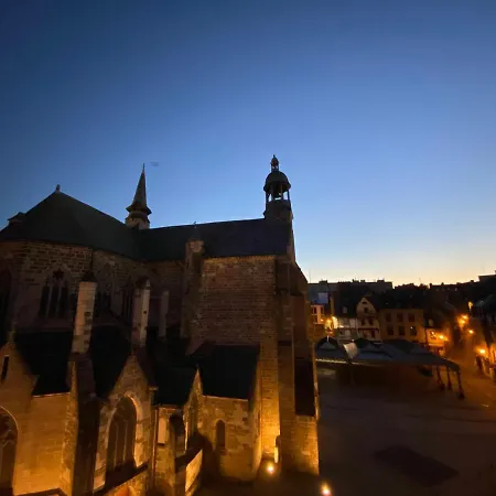 Duplex Lumineux, Colore, Atypique Face Cathedrale *